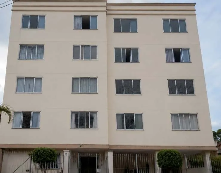 Acabamento profissional de tela para janela
